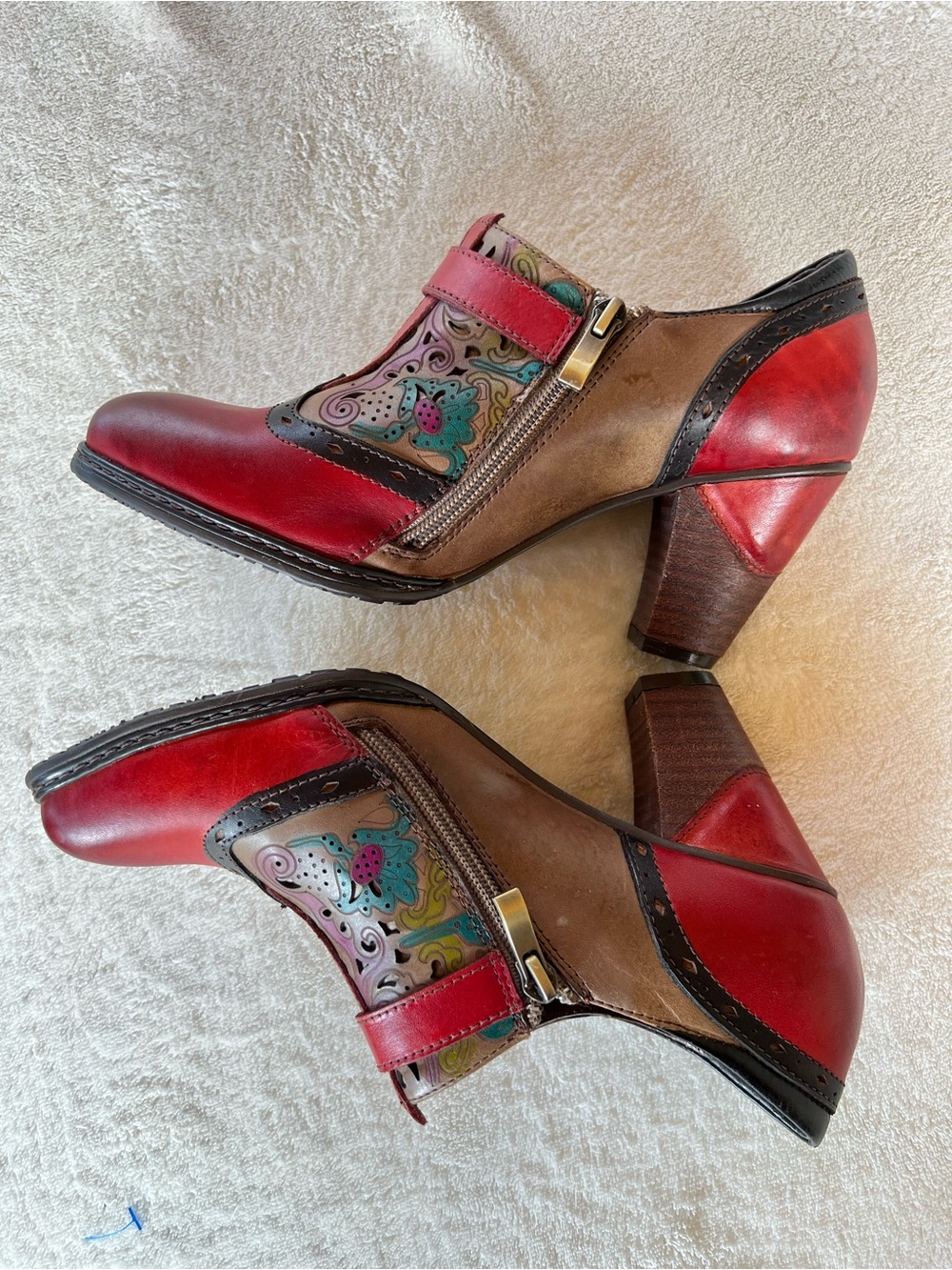 Spring Step L’Artiste Tooled Leather Booties Size 8.5 Floral Wingtip Heels NEW - Picture 5 of 12